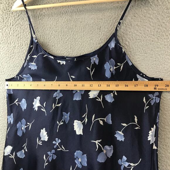 Intimate Essentials Nightgown Slip Lingerie Floral size 14/16 - Picture 5 of 11